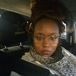 Meet your Posher, Atiya